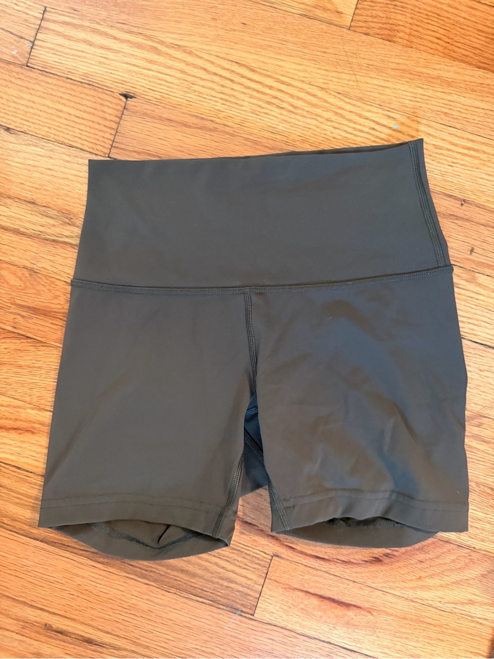 Lululemon Wunder Under 3” Biker Shorts in Olive